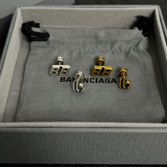 Mature atmosphere 2024SS earrings BALENCIAGA Balenciaga Mature atmosphere 2024SS earrings BALENCIAGA Balenciaga