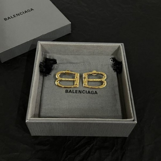 2024SS BALENCIAGA Balenciaga earrings A must-have item for spring and summer 2024SS BALENCIAGA Balenciaga earrings A must-have item for spring and summer