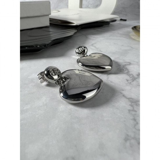2024SS BALENCIAGA Balenciaga earrings to watch this spring/summer 2024SS BALENCIAGA Balenciaga earrings to watch this spring/summer