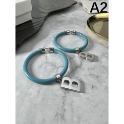 2024SS BALENCIAGA Balenciaga earrings are gaining attention now.