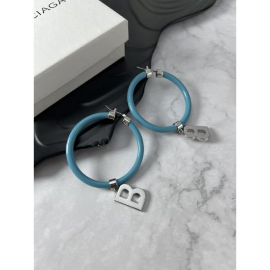 2024SS BALENCIAGA Balenciaga earrings are gaining attention now. 2024SS BALENCIAGA Balenciaga earrings are gaining attention now.