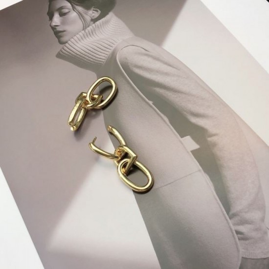 BALENCIAGA Balenciaga now available at a new price! 2024SS earrings BALENCIAGA Balenciaga now available at a new price! 2024SS earrings