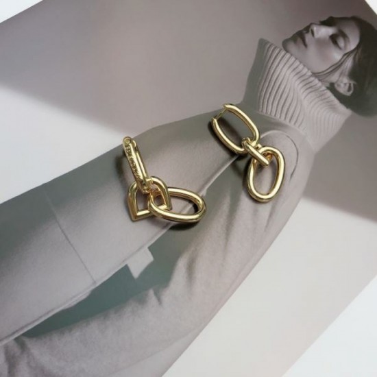 BALENCIAGA Balenciaga now available at a new price! 2024SS earrings BALENCIAGA Balenciaga now available at a new price! 2024SS earrings