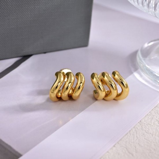 BALENCIAGA Balenciaga must-see wonderful and elegant 2024SS earrings BALENCIAGA Balenciaga must-see wonderful and elegant 2024SS earrings