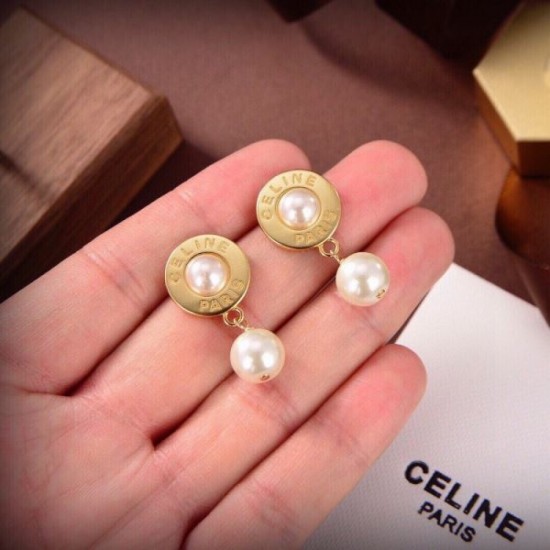 Rare! Available at stores only 2024SS earrings CELINE Rare! Available at stores only 2024SS earrings CELINE
