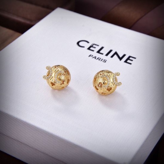 Stylish atmosphere 2024SS earrings CELINE Stylish atmosphere 2024SS earrings CELINE