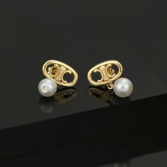 New 2024SS earrings that are soft and comfortable to wear CELINE New 2024SS earrings that are soft and comfortable to wear CELINE