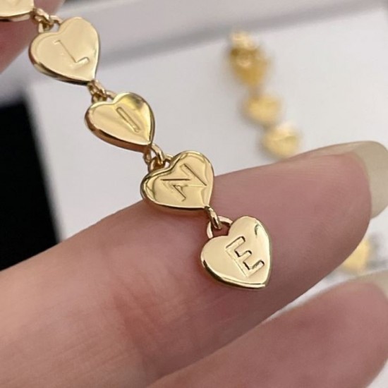 Usable and cute design summer new item 2024SS earrings CELINE Usable and cute design summer new item 2024SS earrings CELINE