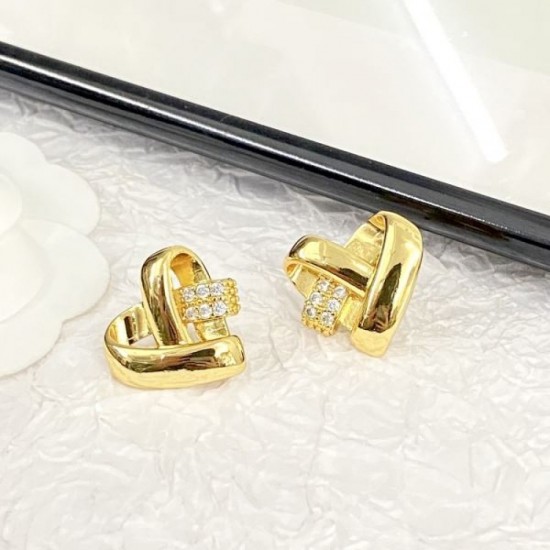 2024SS CELINE Celine earrings A lovely summer staple item 2024SS CELINE Celine earrings A lovely summer staple item