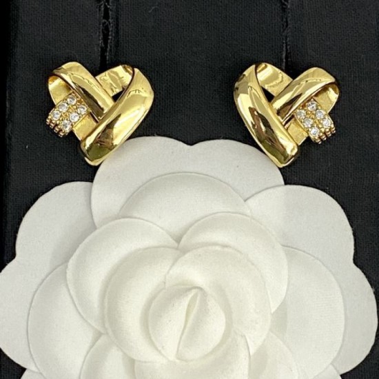 2024SS CELINE Celine earrings A lovely summer staple item 2024SS CELINE Celine earrings A lovely summer staple item
