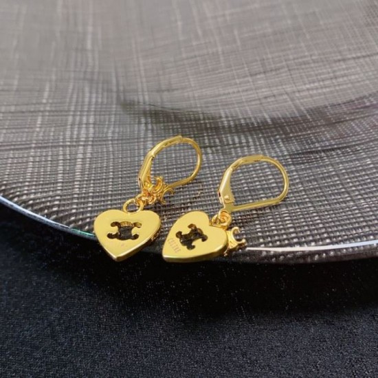 2024SS CELINE Celine earrings continue to be popular Limited item 2024SS CELINE Celine earrings continue to be popular Limited item