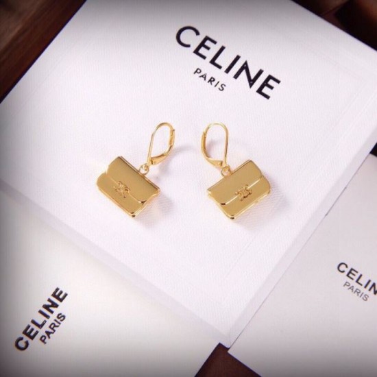 CELINE Celine must be sold out☆Hurry up 2024SS earrings CELINE Celine must be sold out☆Hurry up 2024SS earrings