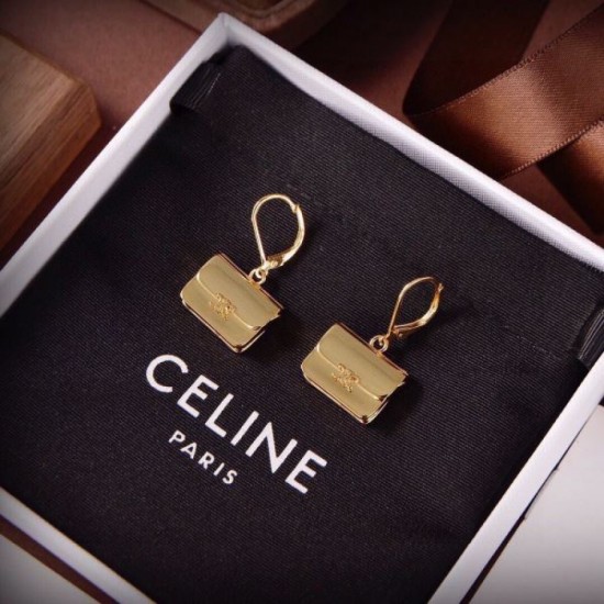 CELINE Celine must be sold out☆Hurry up 2024SS earrings CELINE Celine must be sold out☆Hurry up 2024SS earrings
