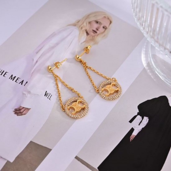 CELINE 2024SS earrings continue to attract attention in spring and summer CELINE 2024SS earrings continue to attract attention in spring and summer