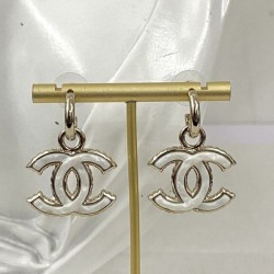 New Limited Very Beautiful Color 2024SS Earrings CHANEL CHANEL