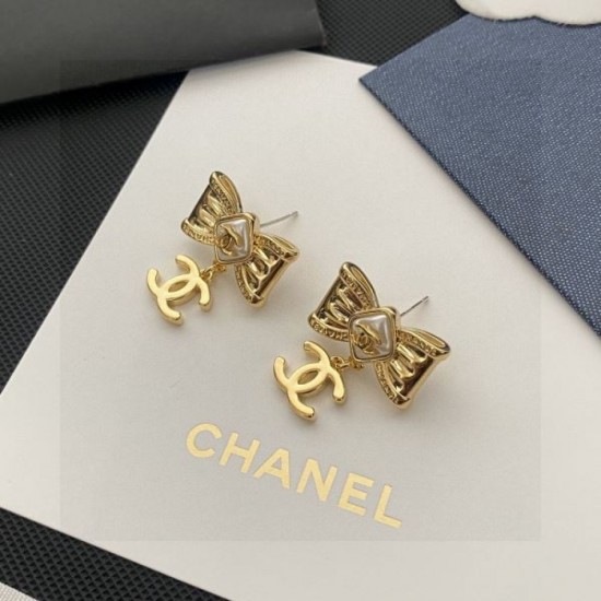 2024SS earrings CHANEL that will make you look stylish 2024SS earrings CHANEL that will make you look stylish