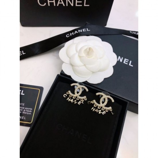 2024SS earrings that have a presence every season CHANEL 2024SS earrings that have a presence every season CHANEL
