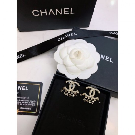 2024SS earrings that have a presence every season CHANEL 2024SS earrings that have a presence every season CHANEL
