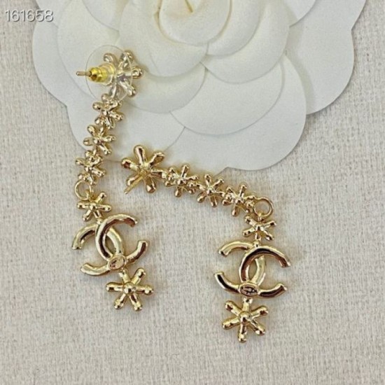 Rare! Limited to stores 2024SS earrings CHANEL CHANEL Rare! Limited to stores 2024SS earrings CHANEL CHANEL