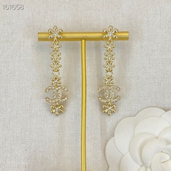 Rare! Limited to stores 2024SS earrings CHANEL CHANEL Rare! Limited to stores 2024SS earrings CHANEL CHANEL