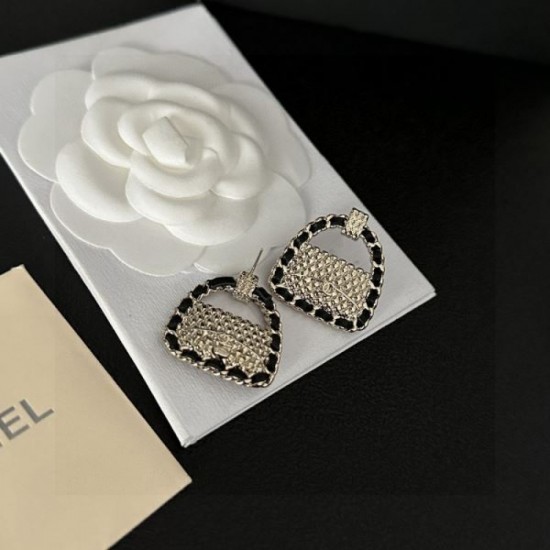 Most popular product 2024SS earrings CHANEL