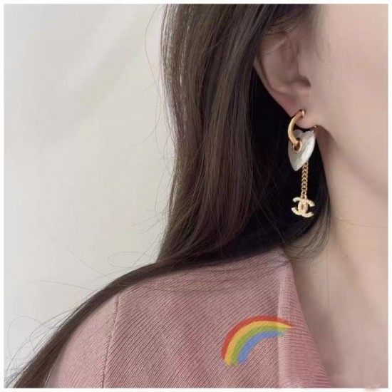 New 2024SS earrings that are sure to be a hit CHANEL CHANEL New 2024SS earrings that are sure to be a hit CHANEL CHANEL