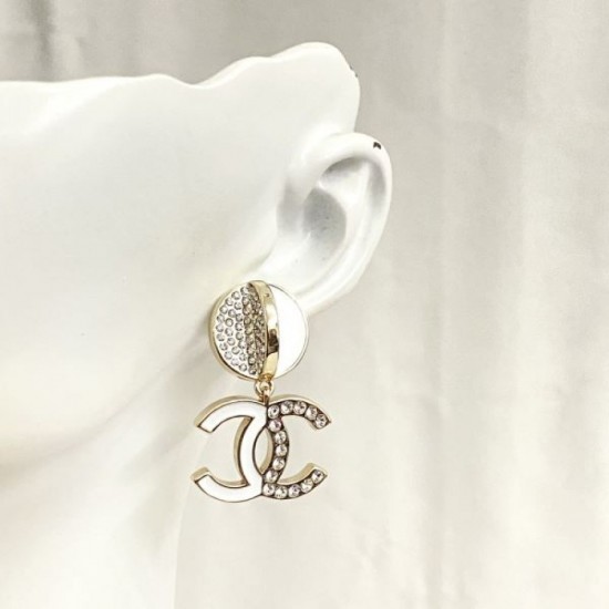 A must-have summer item 2024SS earrings CHANEL A must-have summer item 2024SS earrings CHANEL