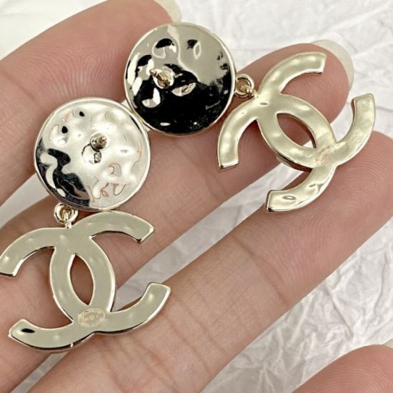 A must-have summer item 2024SS earrings CHANEL A must-have summer item 2024SS earrings CHANEL