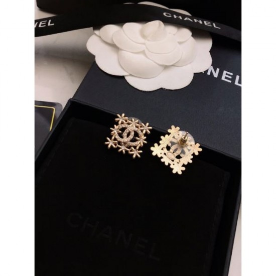 New arrivals 2024SS earrings CHANEL to improve your fashion level New arrivals 2024SS earrings CHANEL to improve your fashion level