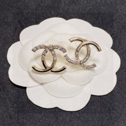 2024SS earrings CHANEL for a relaxed atmosphere