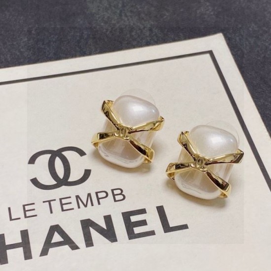 Great for the upcoming season 2024SS earrings CHANEL CHANEL Great for the upcoming season 2024SS earrings CHANEL CHANEL