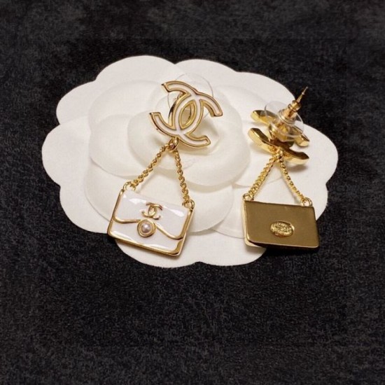 Popular new items for this summer 2024SS earrings CHANEL CHANEL Popular new items for this summer 2024SS earrings CHANEL CHANEL