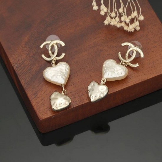 Summer new item 2024SS earrings CHANEL which is in short supply Summer new item 2024SS earrings CHANEL which is in short supply