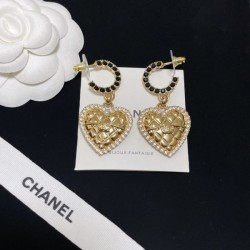 2024SS CHANEL CHANEL earrings A unique item that will become the main character