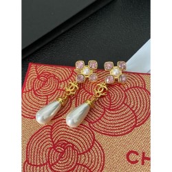 2024SS CHANEL Chanel earrings A must-have item for fashion lovers