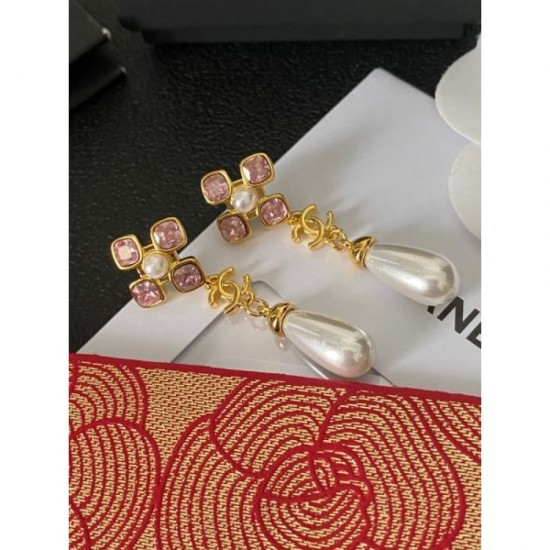 2024SS CHANEL Chanel earrings A must-have item for fashion lovers 2024SS CHANEL Chanel earrings A must-have item for fashion lovers
