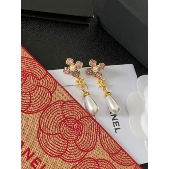 2024SS CHANEL Chanel earrings A must-have item for fashion lovers 2024SS CHANEL Chanel earrings A must-have item for fashion lovers