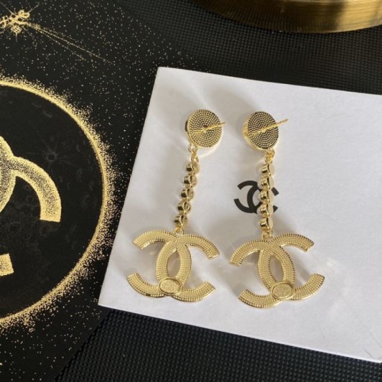 2024SS CHANEL CHANEL earrings You can feel the latest trends 2024SS CHANEL CHANEL earrings You can feel the latest trends