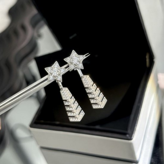 2024SS CHANEL Chanel earrings Sold out Items Definitely a hit in the summer 2024SS CHANEL Chanel earrings Sold out Items Definitely a hit in the summer
