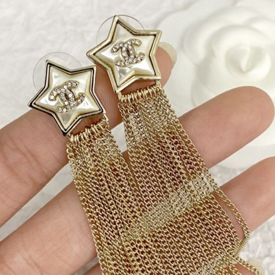 2024SS CHANEL Chanel earrings nice design not in stock brand 2024SS CHANEL Chanel earrings nice design not in stock brand