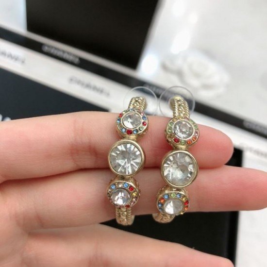 2024SS CHANEL CHANEL earrings New summer item that transcends borders and eras 2024SS CHANEL CHANEL earrings New summer item that transcends borders and eras