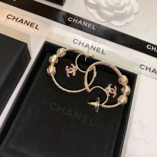 2024SS CHANEL CHANEL earrings New summer item that transcends borders and eras 2024SS CHANEL CHANEL earrings New summer item that transcends borders and eras
