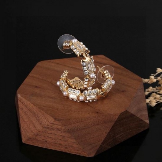 2024SS CHANEL Chanel earrings are always sold out at the end of the year 2024SS CHANEL Chanel earrings are always sold out at the end of the year