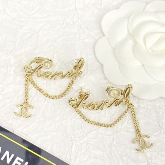 2024SS CHANEL Chanel earrings new this season! Adults are also welcome! 2024SS CHANEL Chanel earrings new this season! Adults are also welcome!