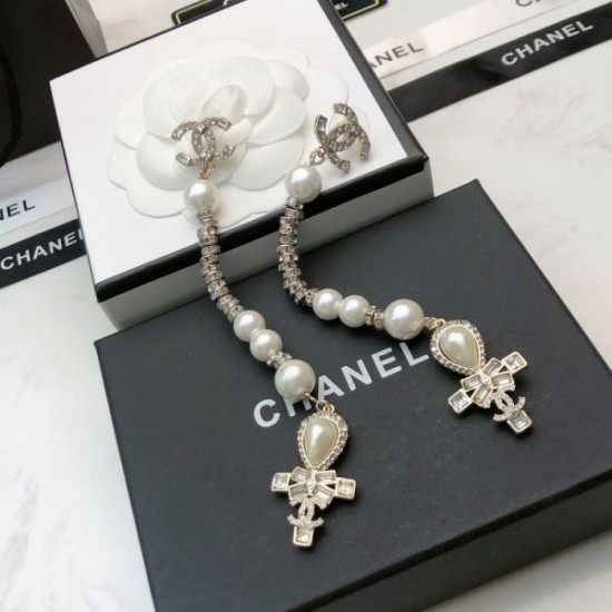 2024SS CHANEL Chanel earrings Difficult to obtain items sold out in Japan 2024SS CHANEL Chanel earrings Difficult to obtain items sold out in Japan