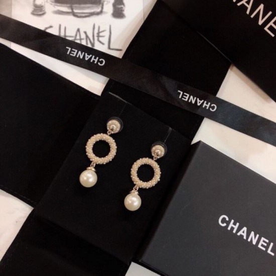 2024SS CHANEL Chanel earrings This season's hottest trends 2024SS CHANEL Chanel earrings This season's hottest trends