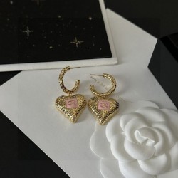 2024SS CHANEL Chanel earrings Elegant, neat, and highly likable