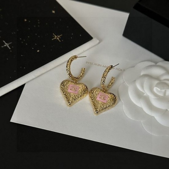 2024SS CHANEL Chanel earrings Elegant, neat, and highly likable 2024SS CHANEL Chanel earrings Elegant, neat, and highly likable