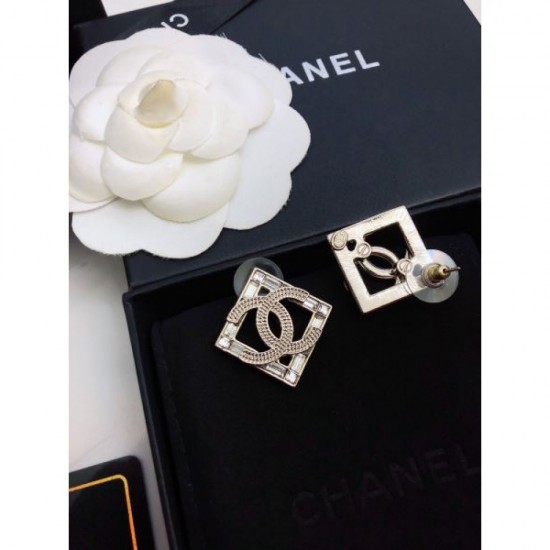 CHANEL Chanel Gift Perfect Limited Time 2024SS Earrings CHANEL Chanel Gift Perfect Limited Time 2024SS Earrings