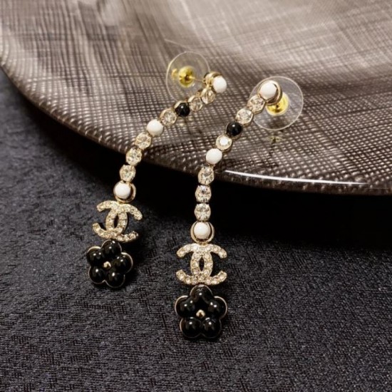 CHANEL This summer stock clearance sale 2024SS earrings CHANEL This summer stock clearance sale 2024SS earrings
